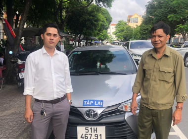 Thầy Hoàng dạy lái xe Tân Phú 
